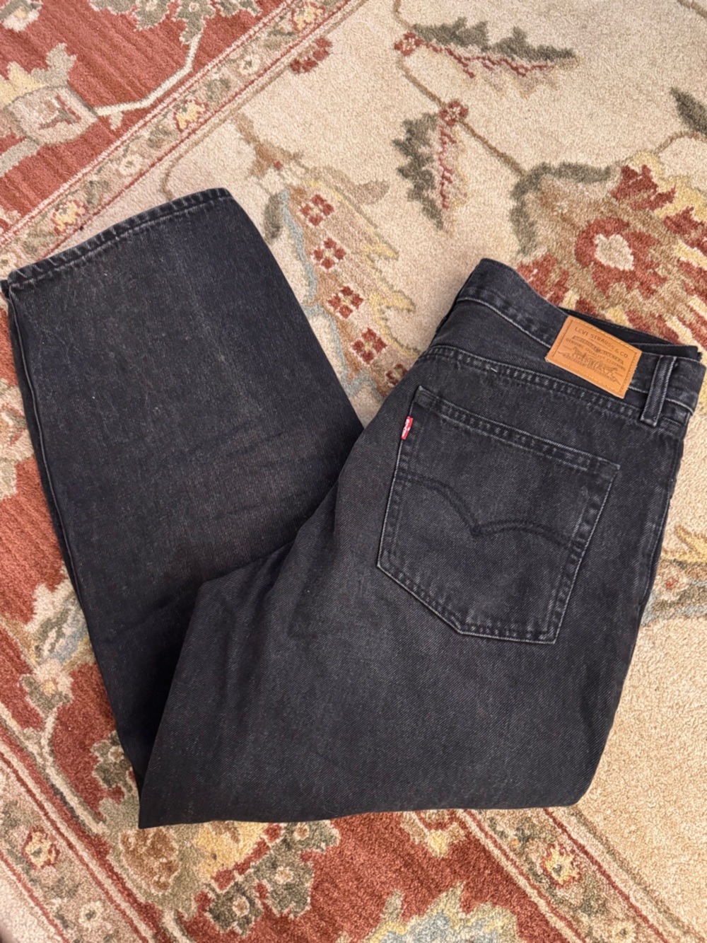 Levi's Baggy Dad Jeans in Shrink Up Black Wash Size 31 - Picture 2 of 7